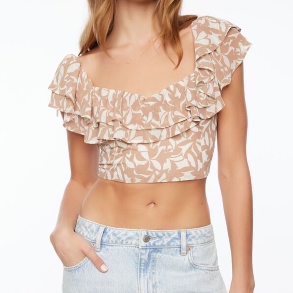 Dynamite Rosalia Ruffle Top | Size M | Neutral Leaf Print - Picture 2 of 7